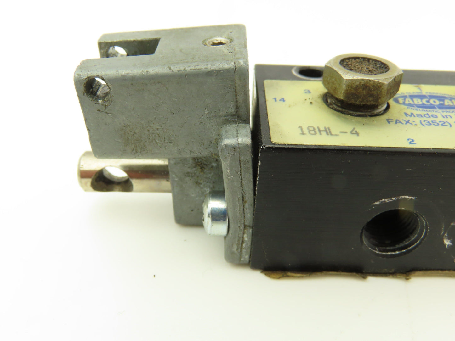 Fabco Air 18HL-4 Manual Pneumatic Control Valve 5/2 Type 1/8" NPT Spool Lot of 2