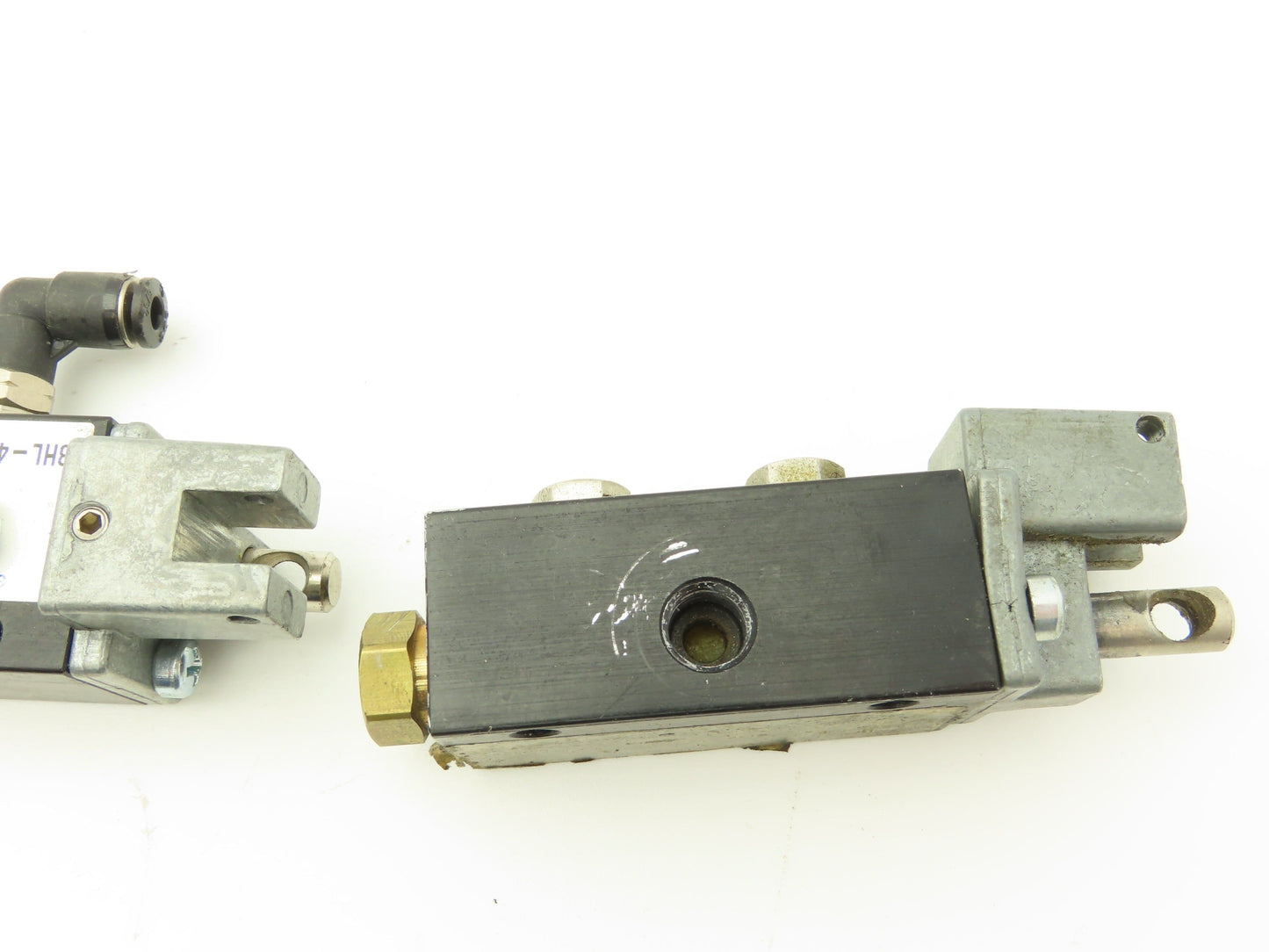 Fabco Air 18HL-4 Manual Pneumatic Control Valve 5/2 Type 1/8" NPT Spool Lot of 2