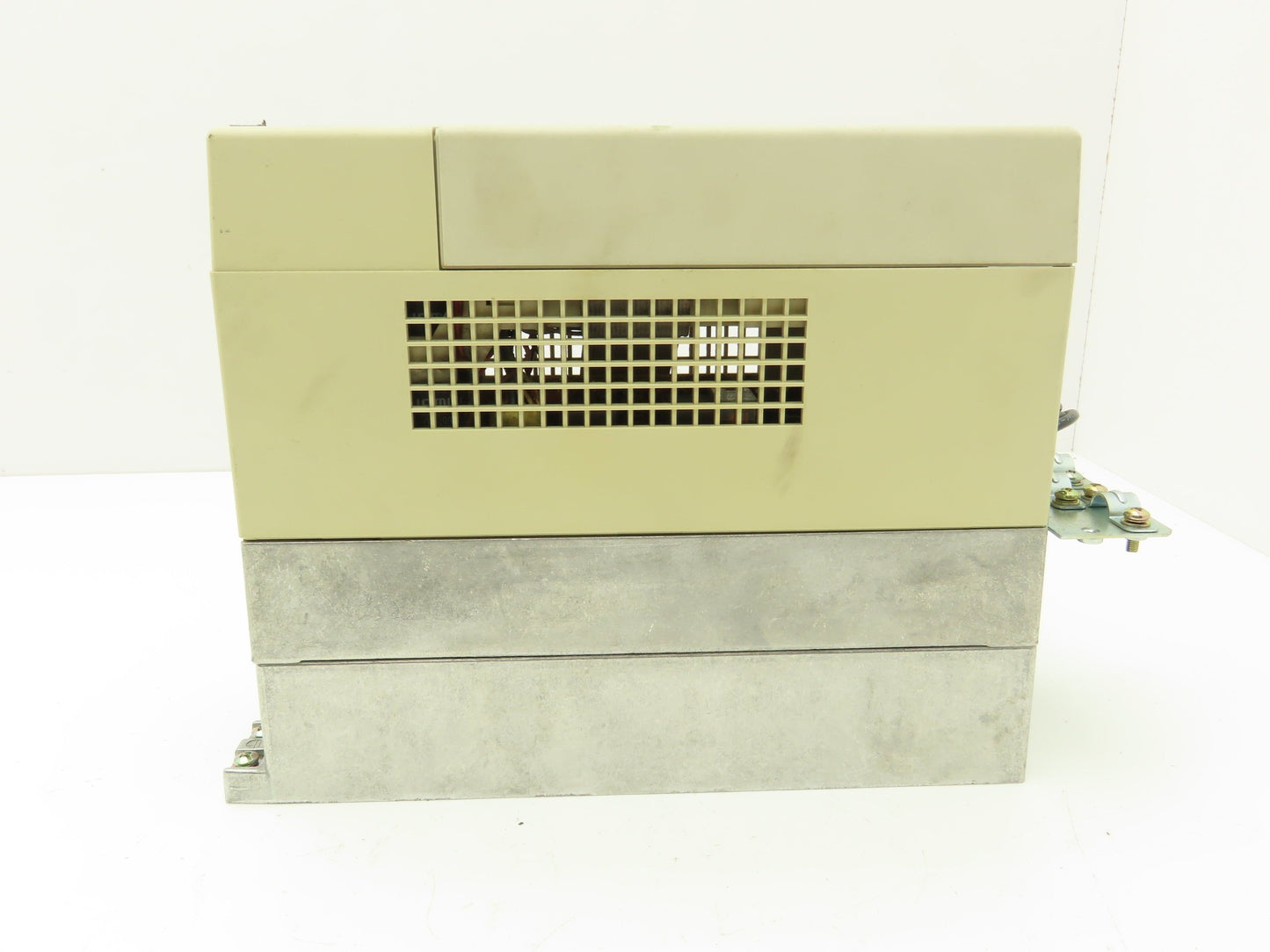 KEB 12.F4.C1D-3420/1.4 Combivert AC Drive 3PH 6.6KVA 480V 7.6A 4kW