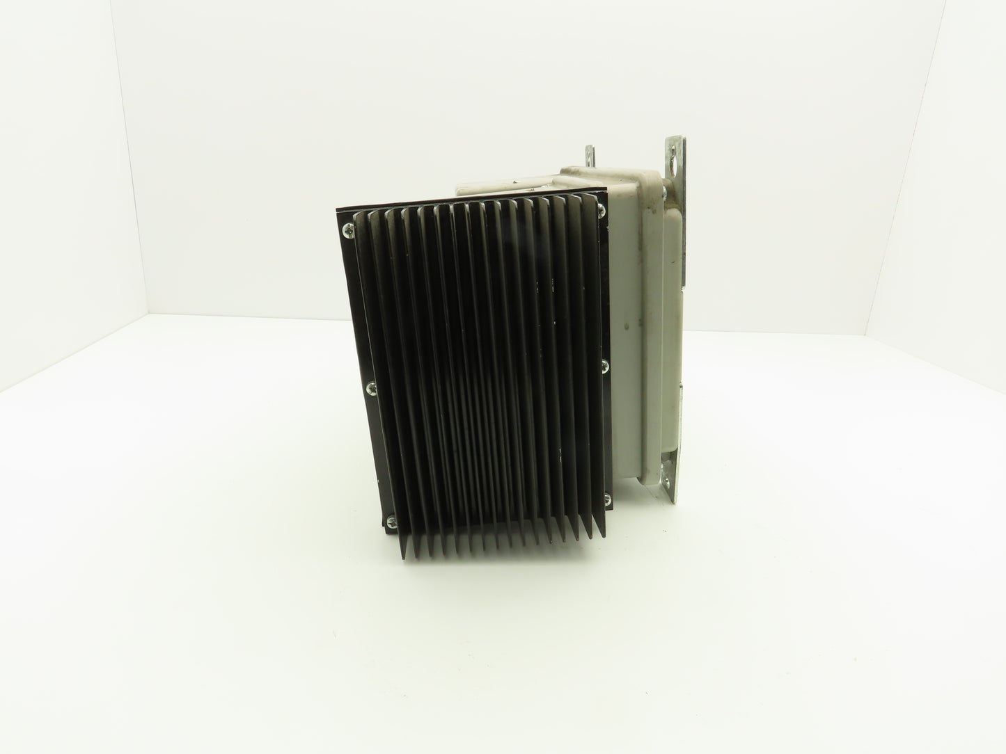 Allen Bradley 284E-FVD2P3Z-10-CR-3-EMI ArmorStart AC Drive 480V 1Hp VFD EtherNet