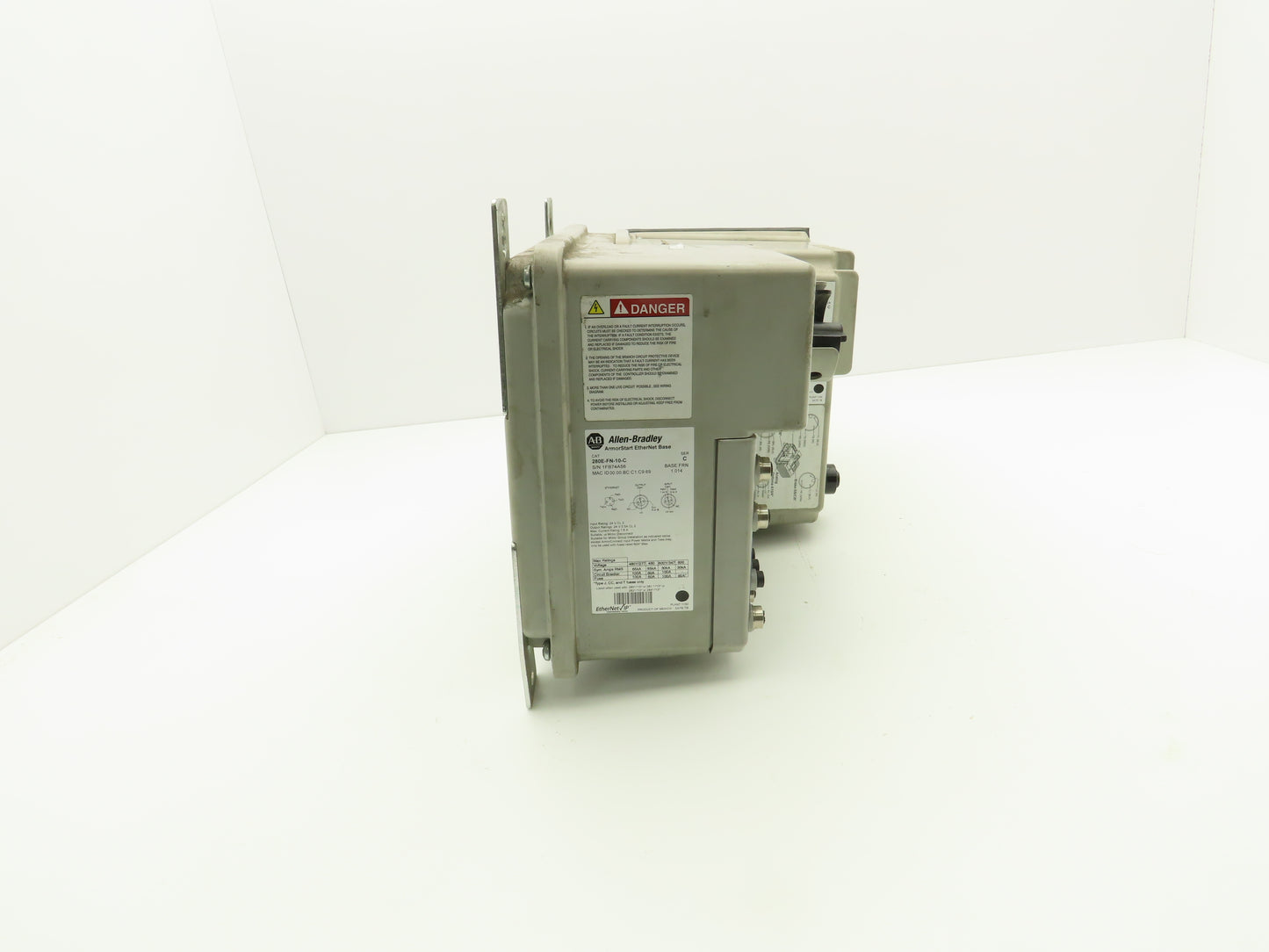 Allen Bradley 284E-FVD2P3Z-10-CR-3-EMI ArmorStart AC Drive 480V 1Hp VFD EtherNet