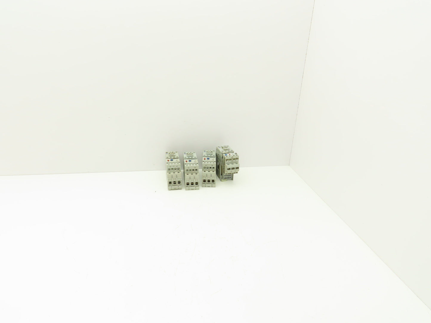 Allen Bradley Motor Starter Overload Relay Contactor Sets Lot of 4