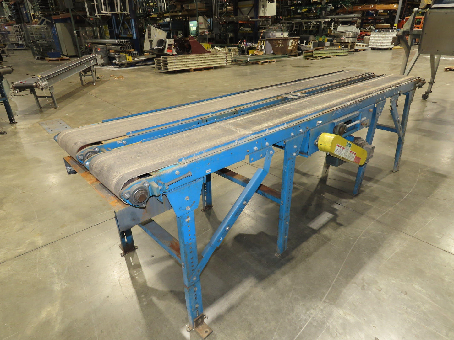 New London Engineering 12"x 11' Double Belt Conveyor 2-Way Center Drive 30 FPM