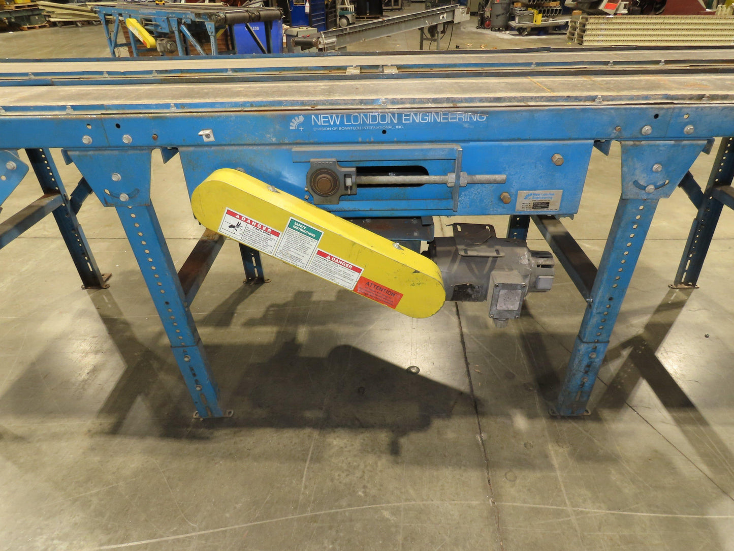 New London Engineering 12"x 11' Double Belt Conveyor 2-Way Center Drive 30 FPM