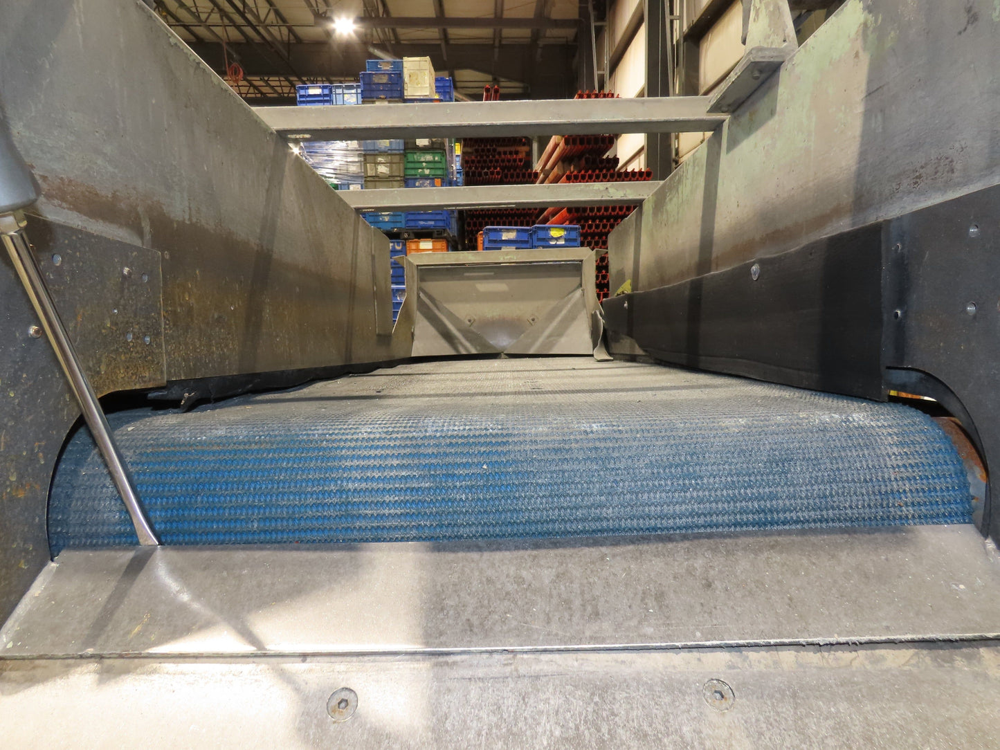 24"x 80" Incline Belt Conveyor Elevated Feed Chute 460V 40 FPM 56" Discharge