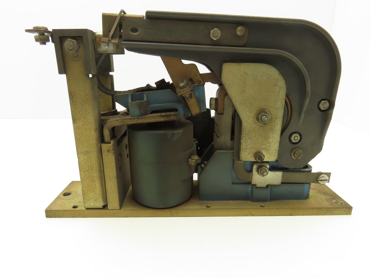 Challenger 74U13 DC Contactor Bulletin 7400