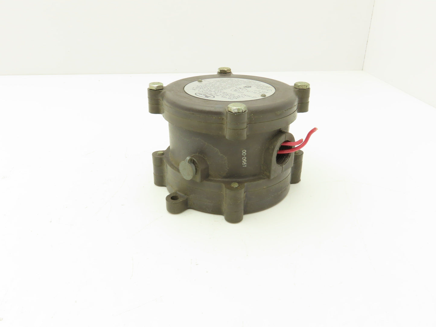 Dwyer 1950-00-2F Explosion-Proof Differential Pressure Switch