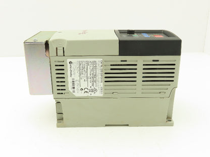 Allen Bradley 22B-D2P3N104 Powerflex 40 VFD AC Drive 0.75kw 1Hp 480V 3Ph