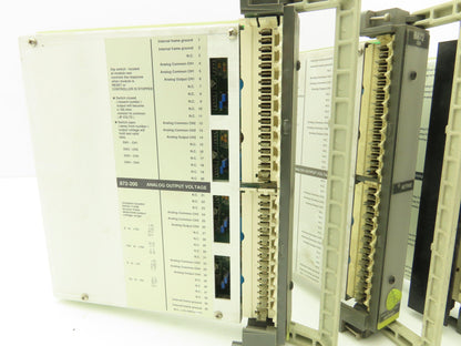 Modicon/AEG AS-B872-200 Analog Voltage Output Module Lot of 3