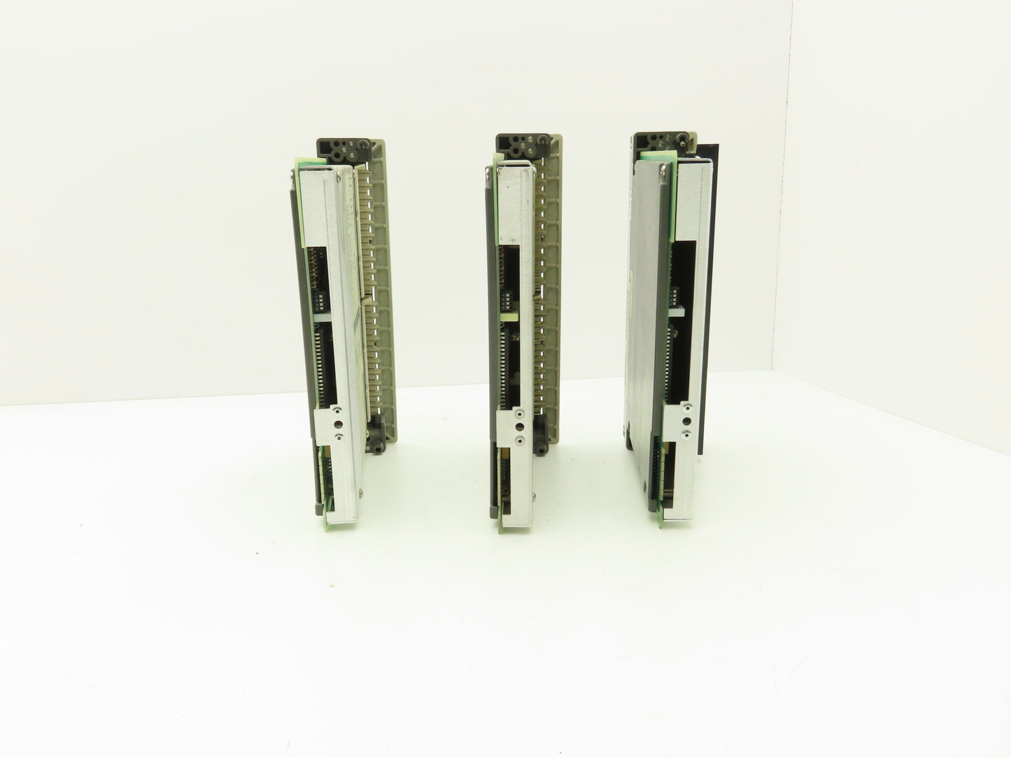 Modicon/AEG AS-B872-200 Analog Voltage Output Module Lot of 3