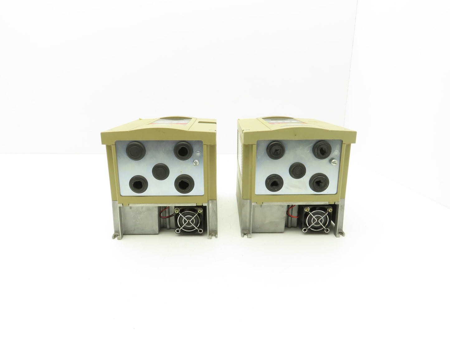 ATV18U29N4 Altivar 16 VFD 3PH In 3PH 3.7A Out 2HP 380/460VAC 0.5-320Hz Lot of 2