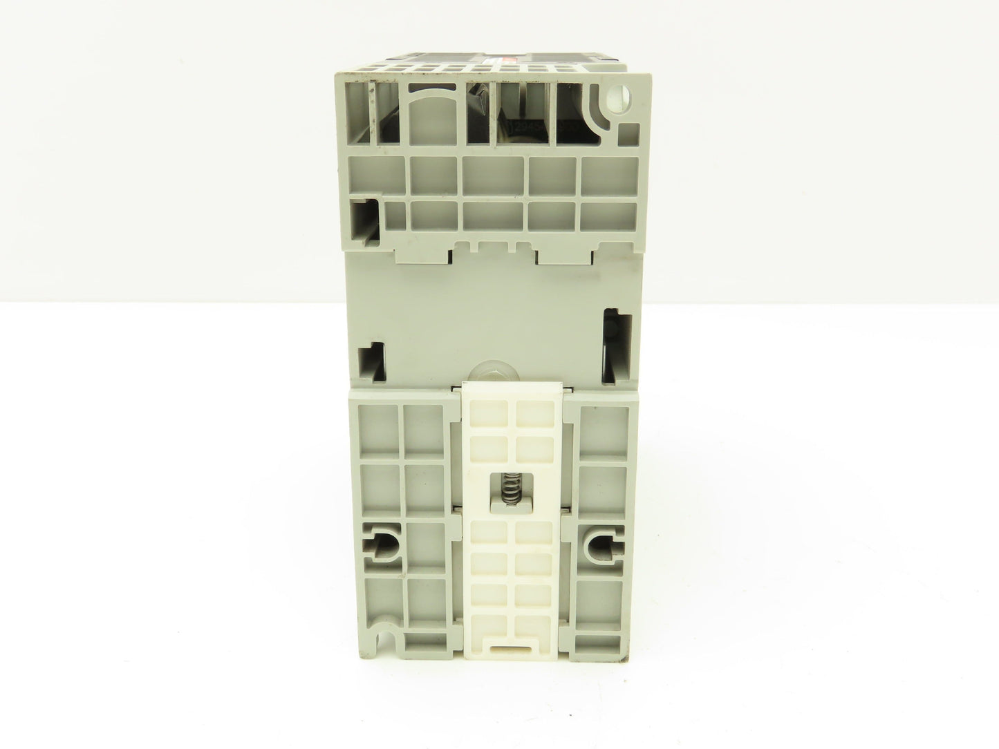 Allen Bradley 25A-D2P3N104 PowerFlex 523 VFD 3PH 480VAC 0-600Hz 2.3A 1HP