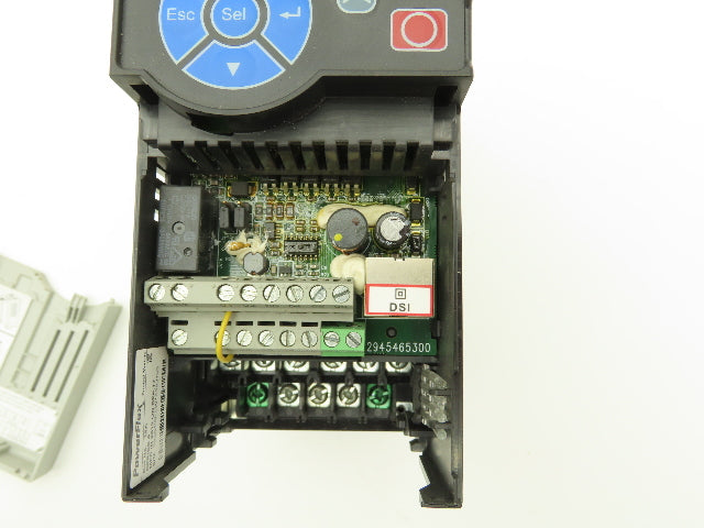 Allen Bradley 25A-D2P3N104 PowerFlex 523 VFD 3PH 480VAC 0-600Hz 2.3A 1HP