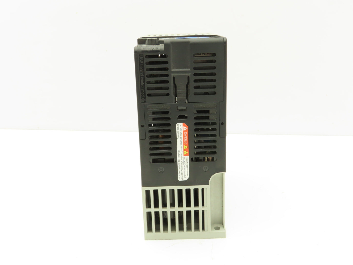 Allen Bradley 25A-D2P3N104 PowerFlex 523 VFD 3PH 480VAC 0-600Hz 2.3A 1HP