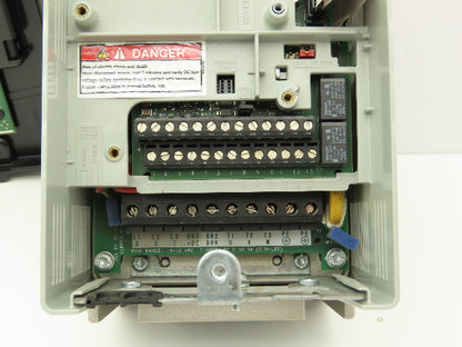 Allen Bradley 20AD2P1A0AYNNNC0 PowerFlex 70 Variable AC Drive VFD 1Hp 480V 3PH