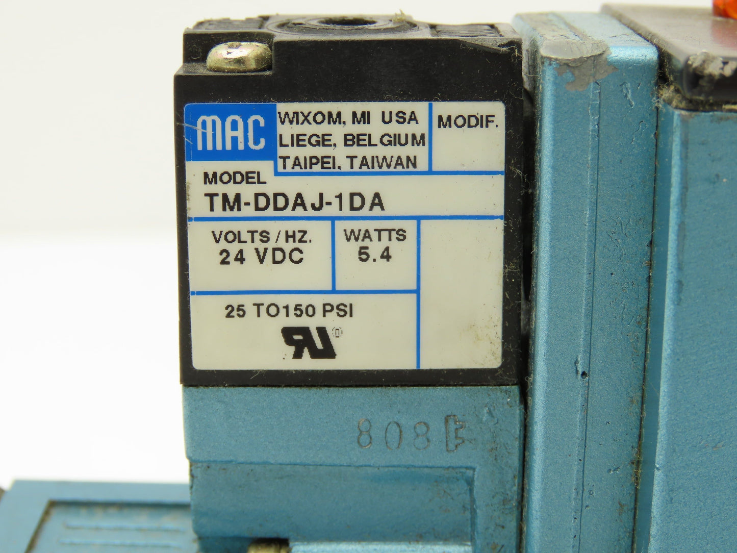 MAC 82A-AC-CKA-TM-DDAP-1DA Pneumatic Solenoid 4/2 Spool Valve 24VDC