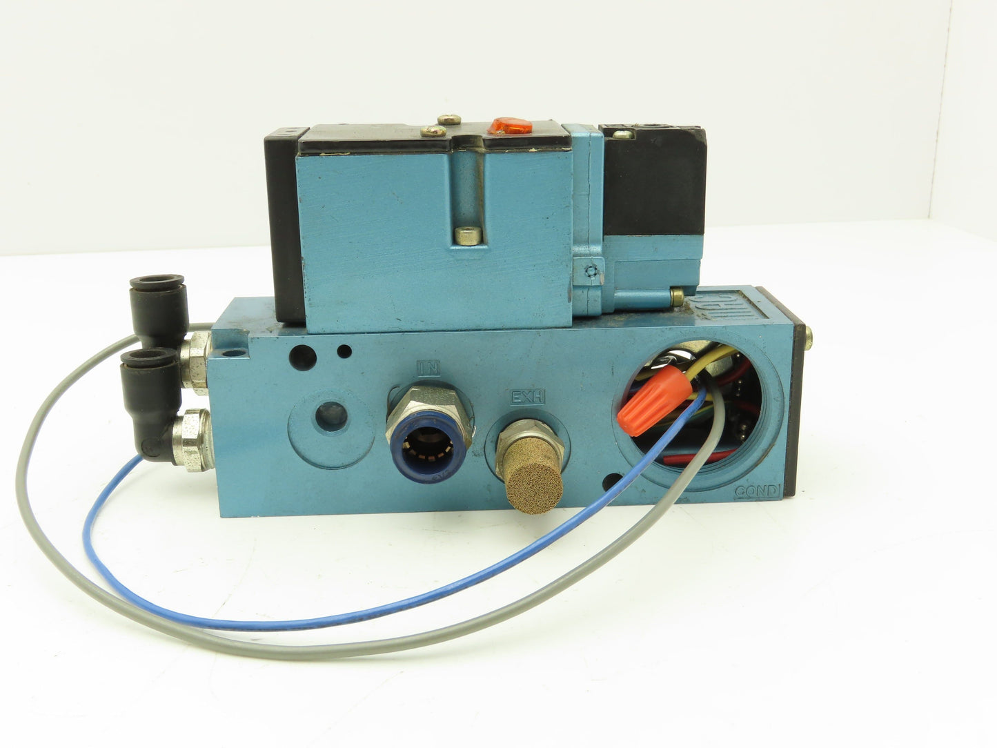 MAC 82A-AC-CKA-TM-DDAP-1DA Pneumatic Solenoid 4/2 Spool Valve 24VDC