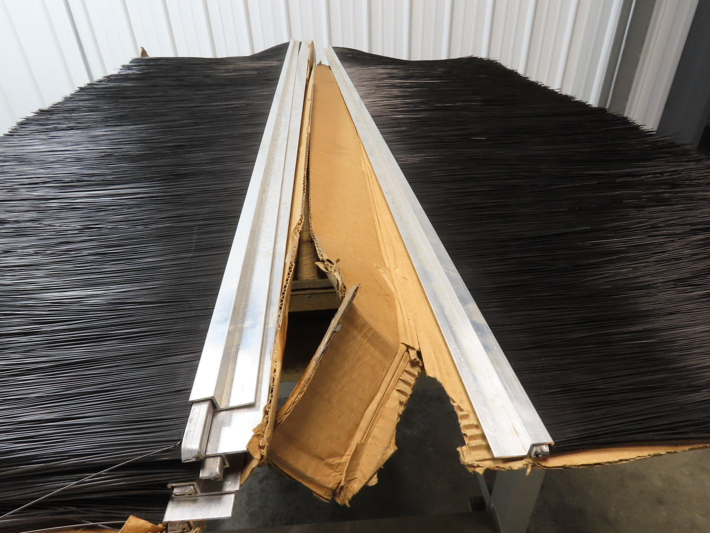 Nylon Strip Brush Conveyor Sweep 18" Trim 72"L Aluminum L-Channel