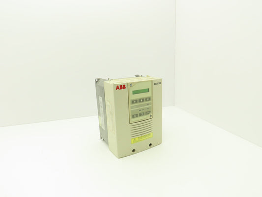 ABB ACS300 ACS311-4P9-3 Inverter Drive 480VAC 3PH 7.5A 0-500Hz BROKEN COVER