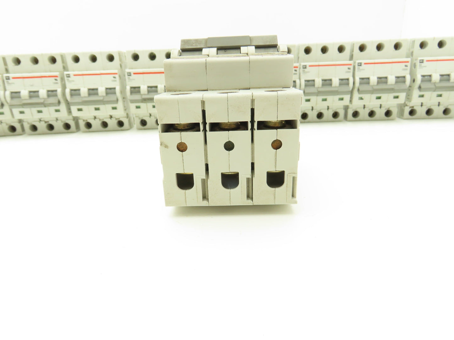 Cutler Hammer WMS3D03 3-Pole 3A Circuit Breaker Lot of 11