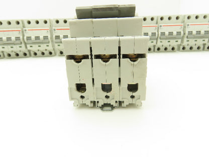 Cutler Hammer WMS3D03 3-Pole 3A Circuit Breaker Lot of 11
