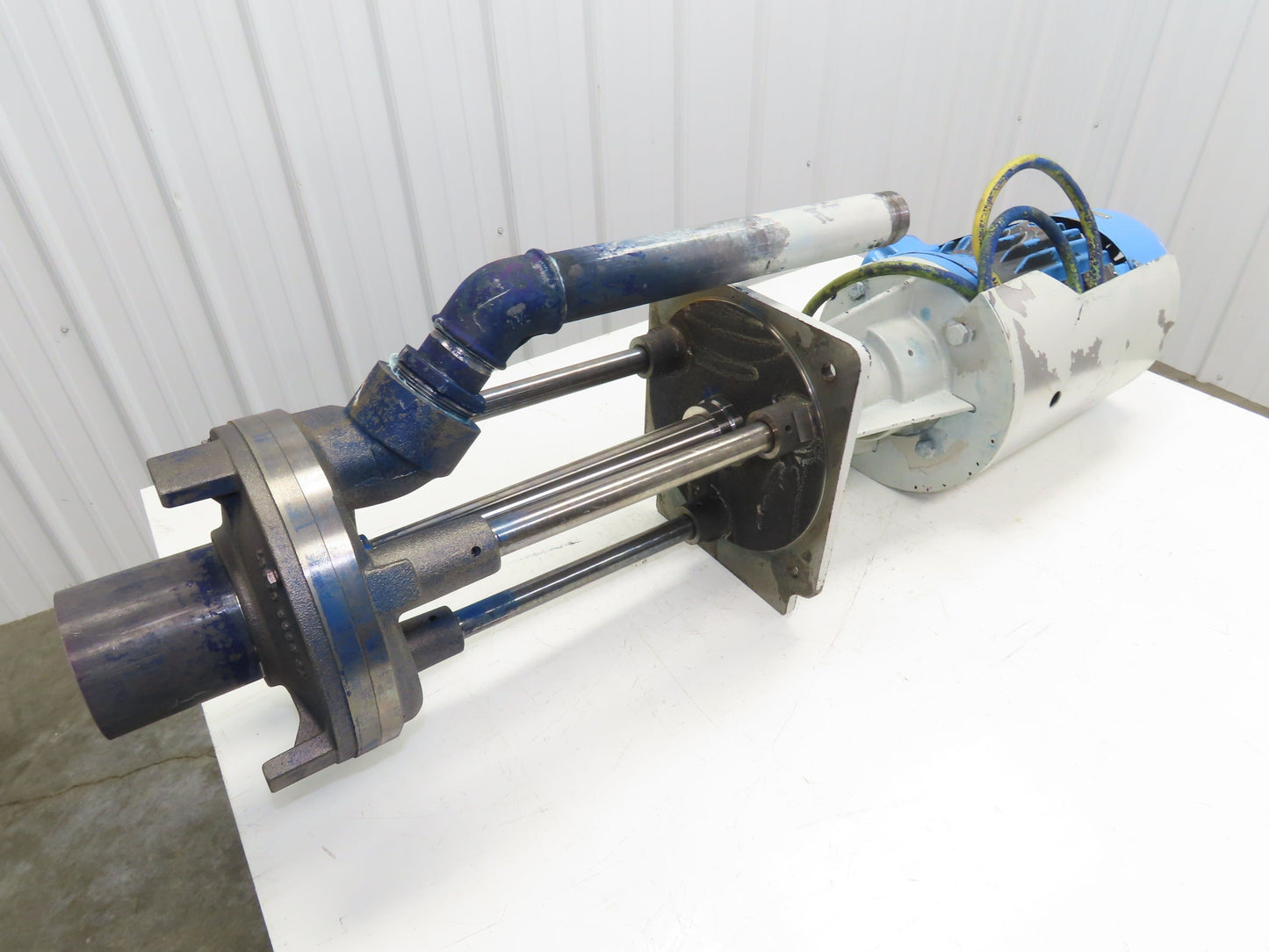 Vogel PNB34445G13K10X4 Spandau Centrifugal Immersion Pump 200 GPM 3Hp 230/460V