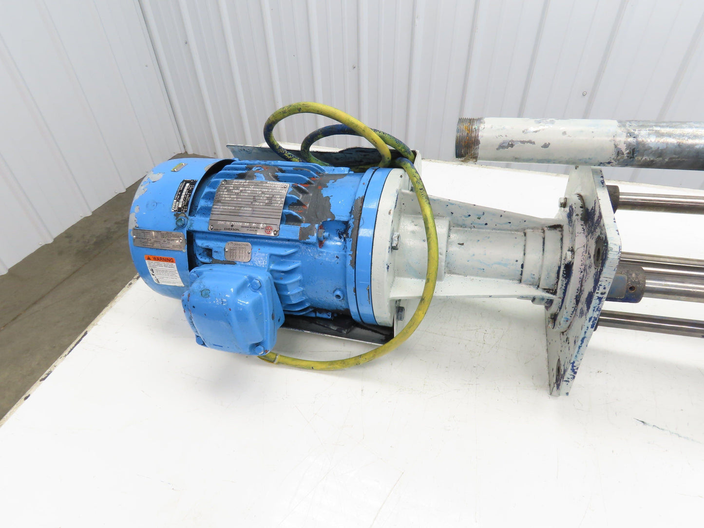 Vogel PNB34445G13K10X4 Spandau Centrifugal Immersion Pump 200 GPM 3Hp 230/460V