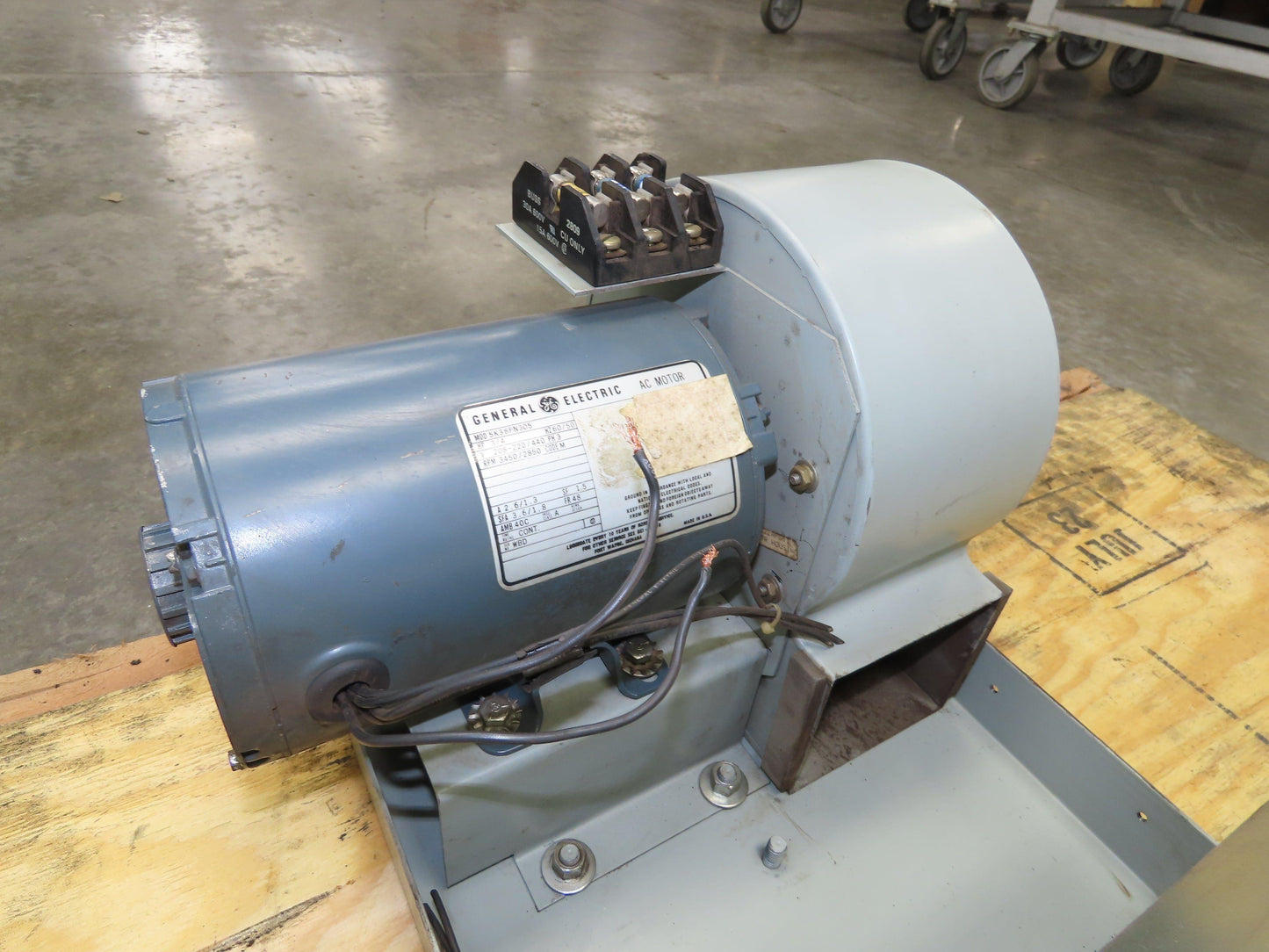 General Electric Adjustable Speed Drive 50Hp 3PH 340VAC 345A