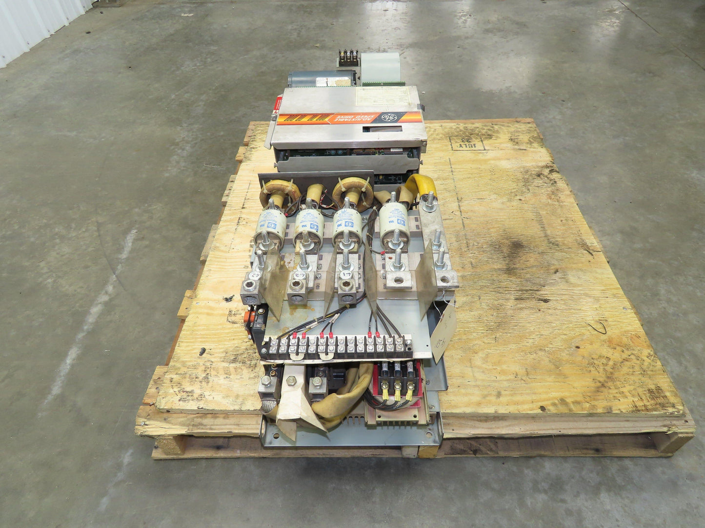 General Electric Adjustable Speed Drive 50Hp 3PH 340VAC 345A