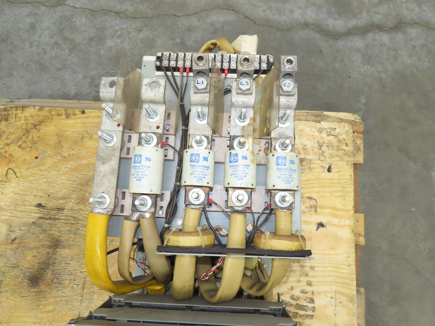 General Electric Adjustable Speed Drive 50Hp 3PH 340VAC 345A