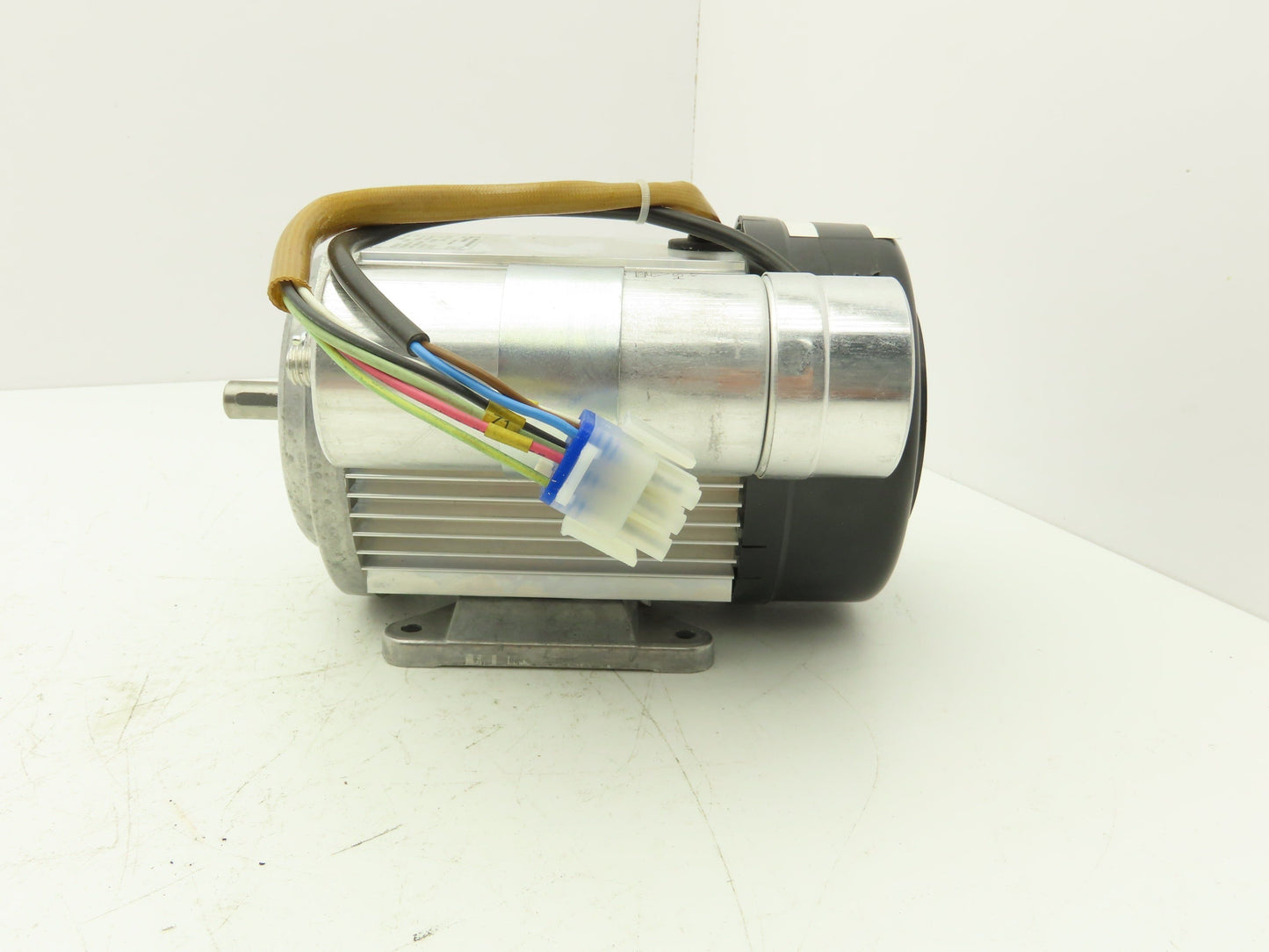 Elektromoterenwerk ECS 71K 4-240 AC Motor 1PH 110V 4.4A 14mm Shaft IEC Frame 71