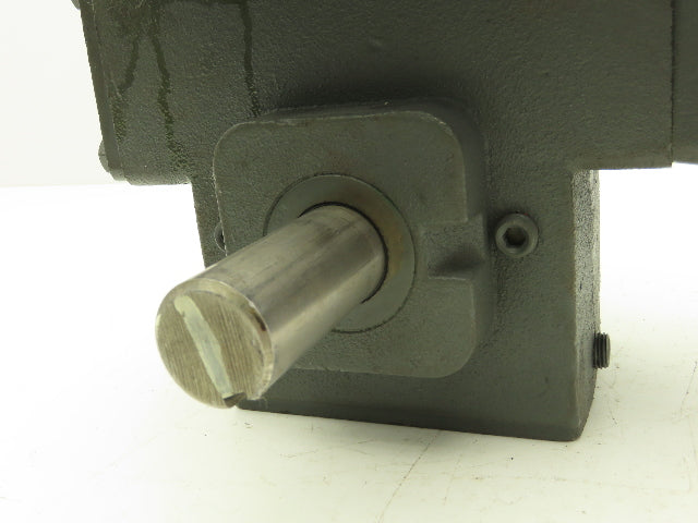 Winsmith 924MDN Gearbox 30:1 Reducer 58 RPM Dual Shaft 143/145TC *Broken Flange*