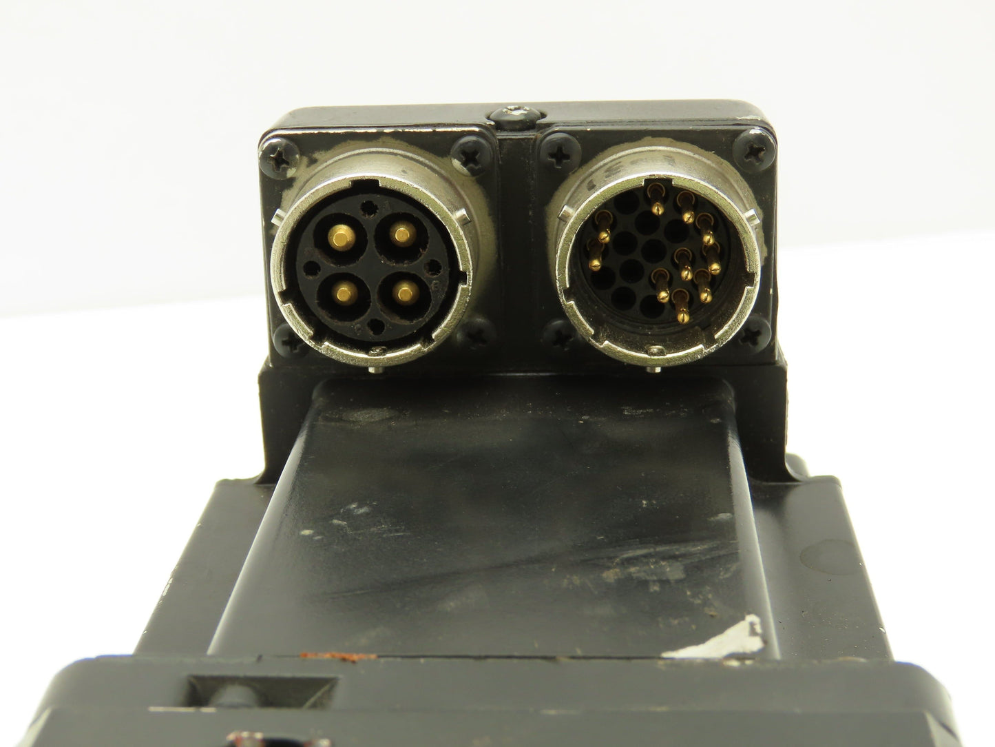 Allen Bradley MPL-A310P-SJ22AA AC Servo Gear Motor 230V 3PH 10:1 Reducer