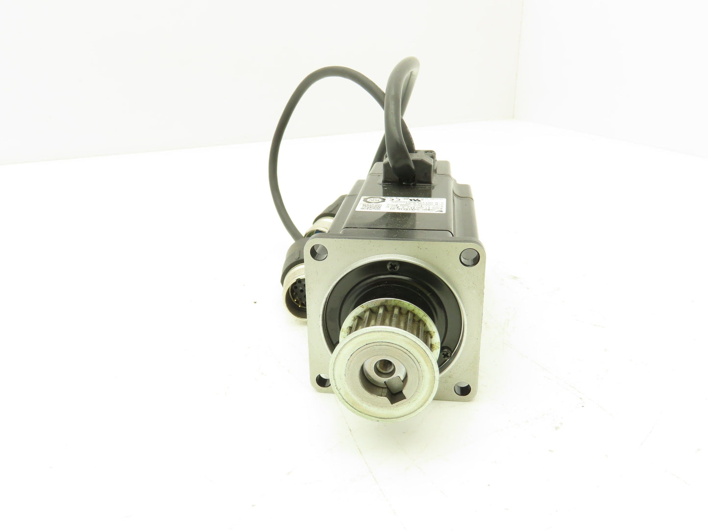 Yaskawa SGMAH-04A1A61D-0Y AC Servo Motor 200V