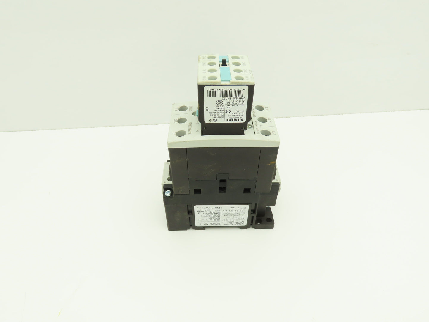 Siemens 3RT1034-1AK64 Motor Starter Contactor 600VAC 45A 18.5kW 3PH 30HP