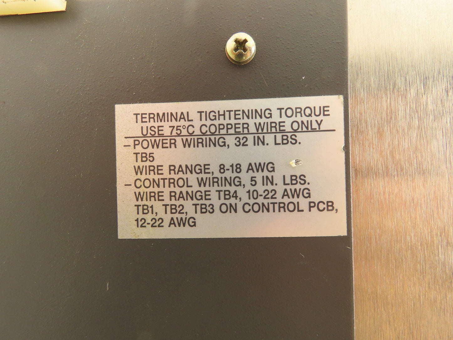 Allen Bradley 1391B-ESAA15-AQB AC Servo Controller/Amplifier 230V 3PH Ser D