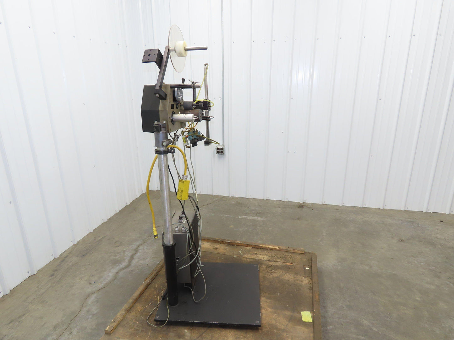 Guhl 3100 Collamat Label Applicator Adjustable Stand Air Blow 2.5" Wide Max