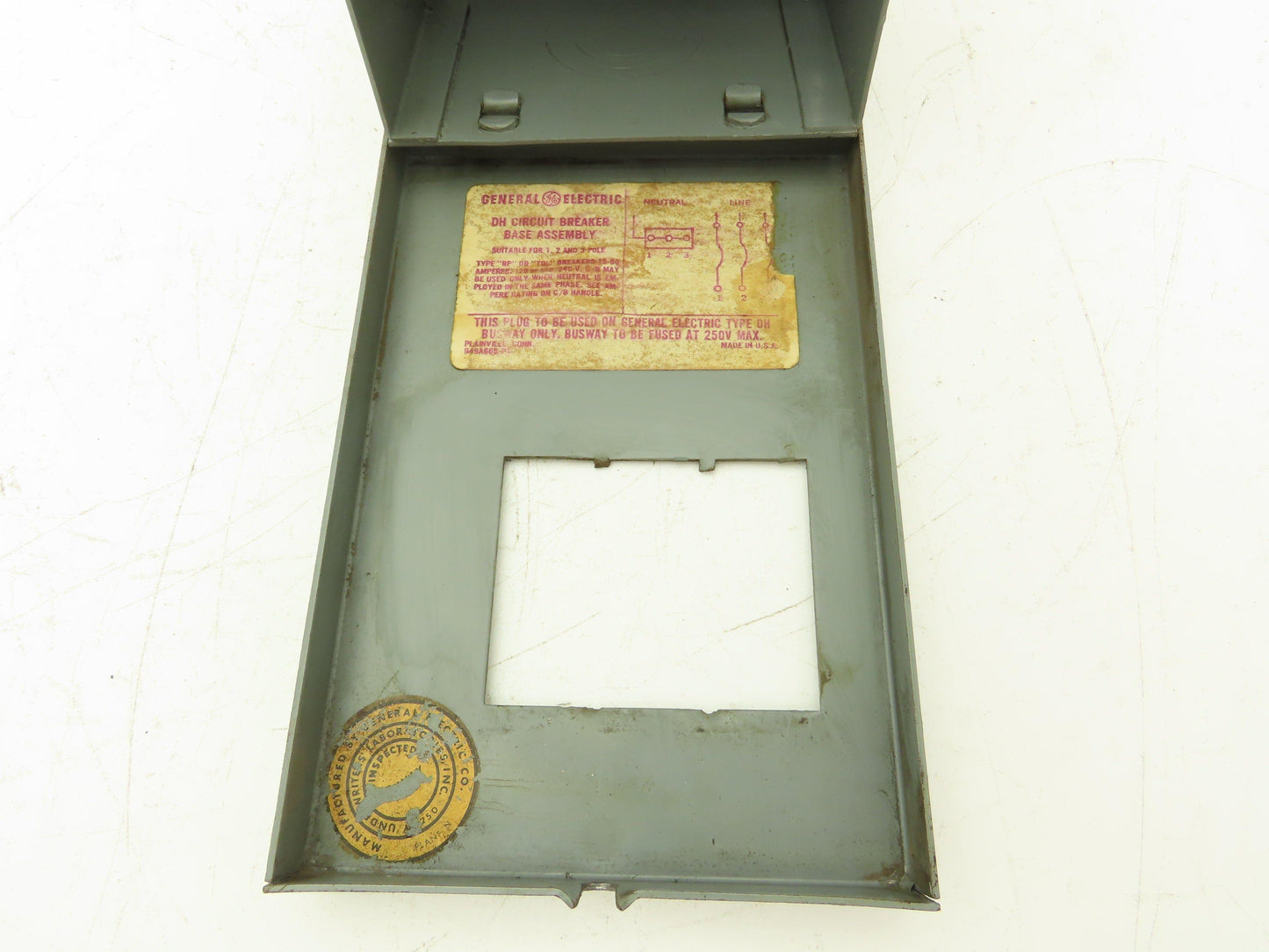 GE DFPTQL4 3-Pole Circuit Breaker Flex-a-Plug 240VAC 3P4W 50A Max