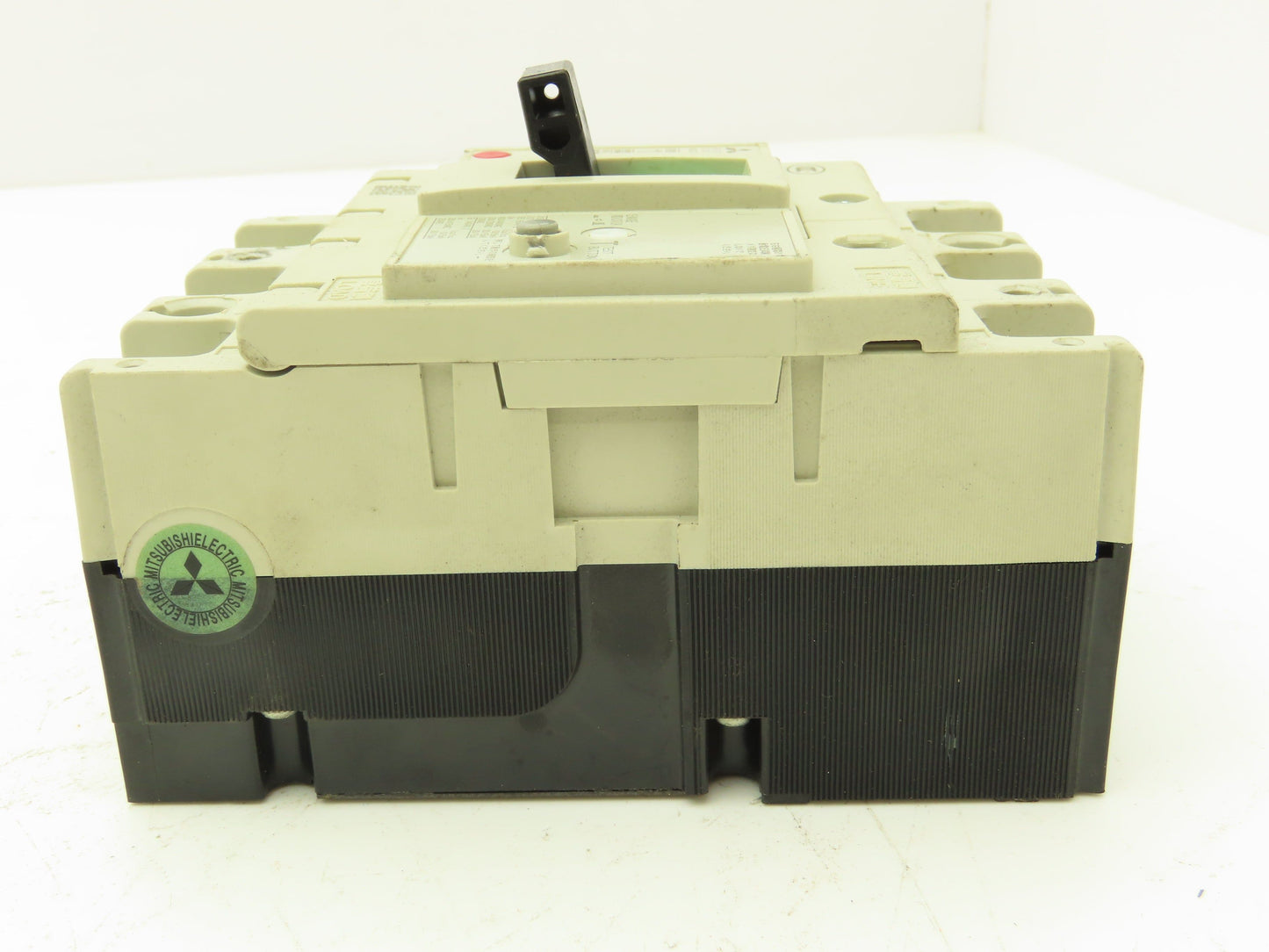 Mitsubishi Electric NV125-CW 125A Circuit Breaker 100-440VAC 3-Pole F-1S Handle