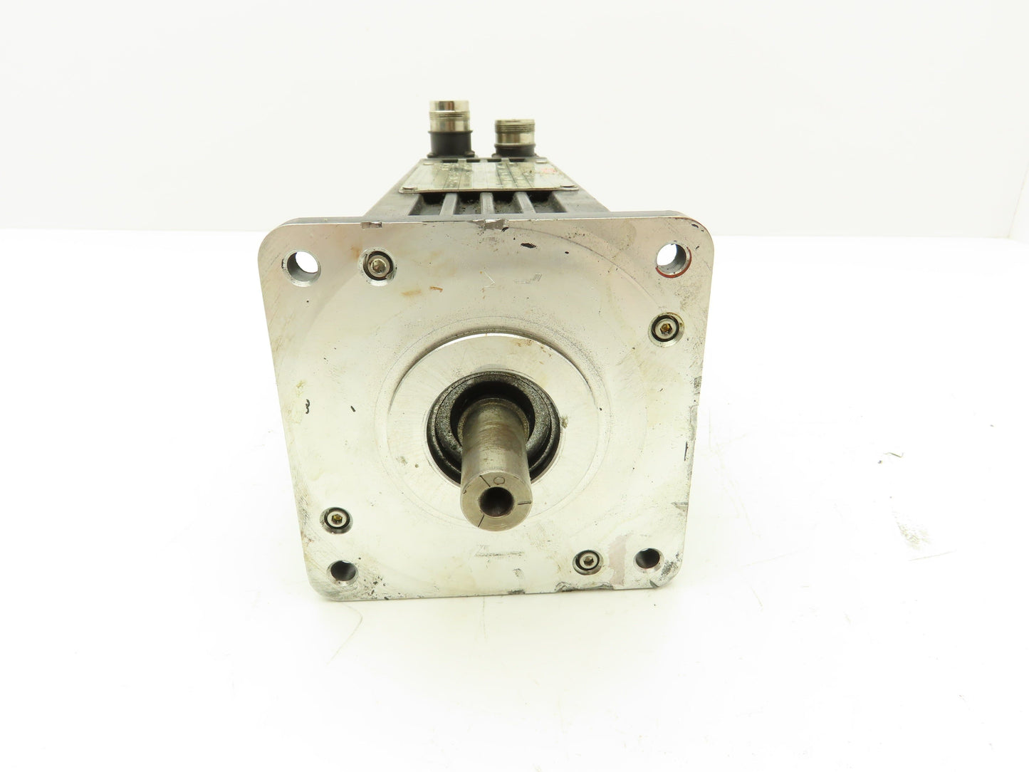 Elwood M442-KYN0-050Y-3C AC Servo Motor 4500RPM 1.97HP 3PH IP66