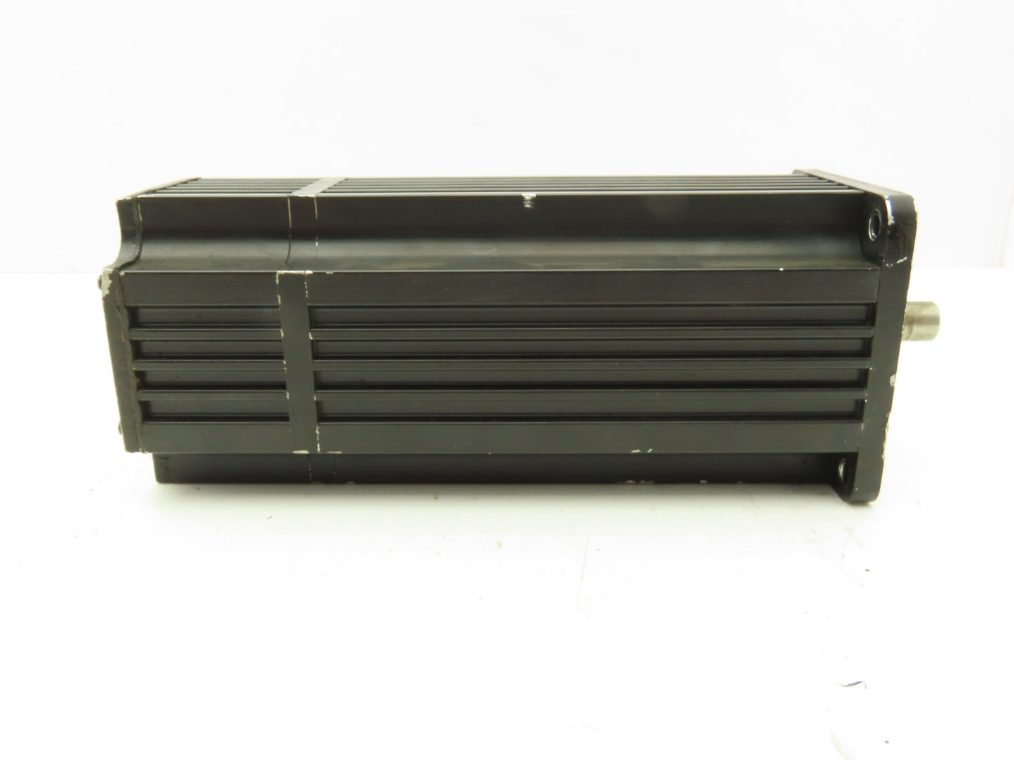 Elwood M442-KYN0-050Y-3C AC Servo Motor 4500RPM 1.97HP 3PH IP66