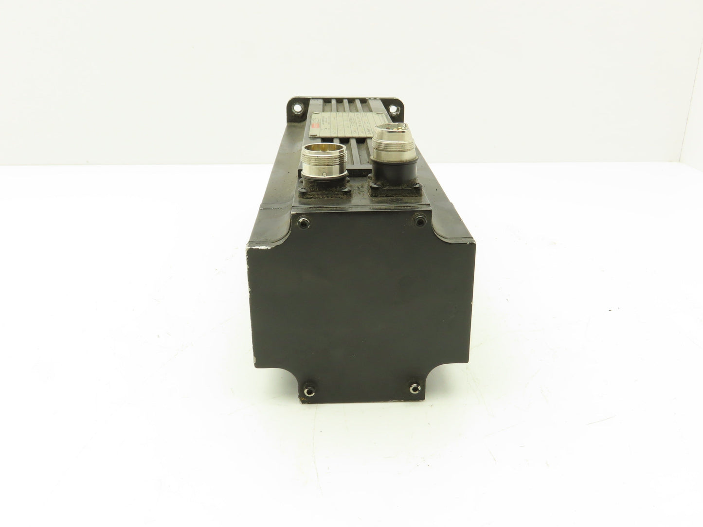 Elwood M444-HYN0-050Y-3C AC Servo Motor 3800RPM 2.76HP 3PH Crushed Connector