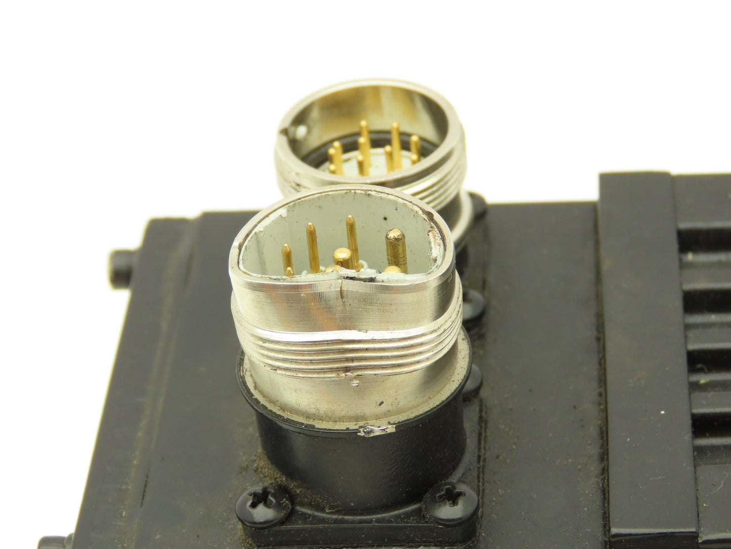 Elwood M444-HYN0-050Y-3C AC Servo Motor 3800RPM 2.76HP 3PH Crushed Connector