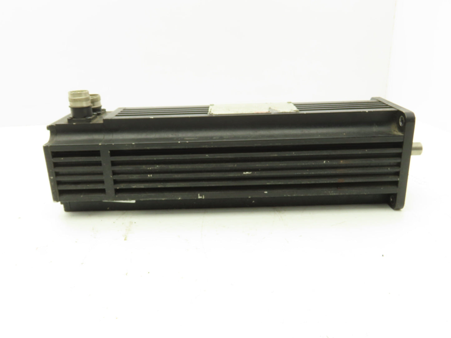 Elwood M444-HYNB-050Y-3C AC Servo Motor 3800RPM 2.76HP 3PH IP66