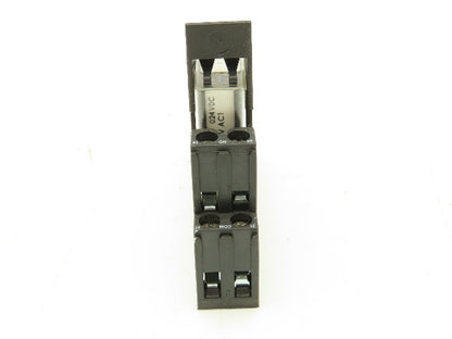 Elesta 119644 SGR 282 Relay 24VDC 8A/250VAC Lot of 16 with Bases