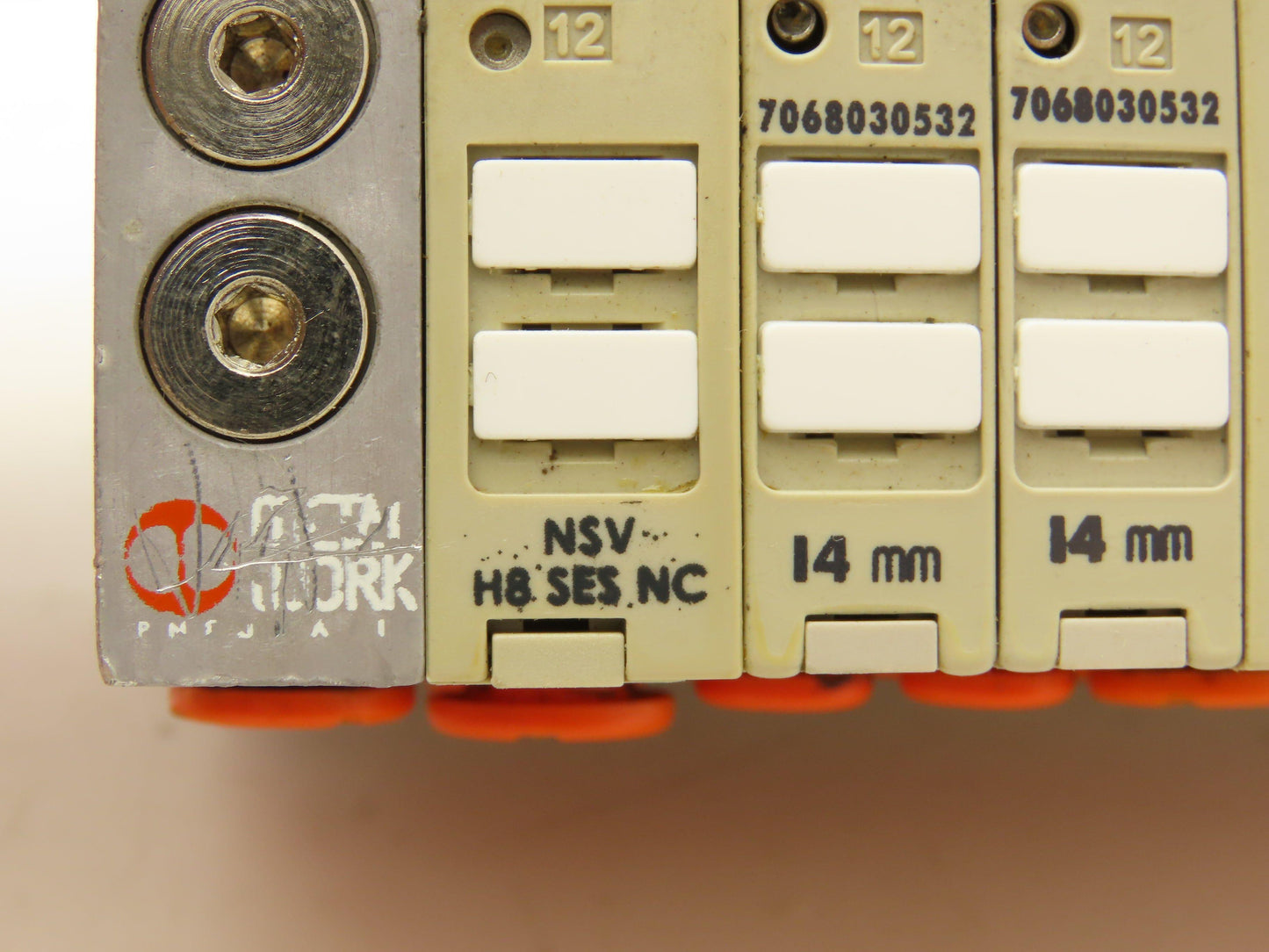 Metal Work Pneumatic NSV H8 SES NC Solenoid Valve Island Multimach