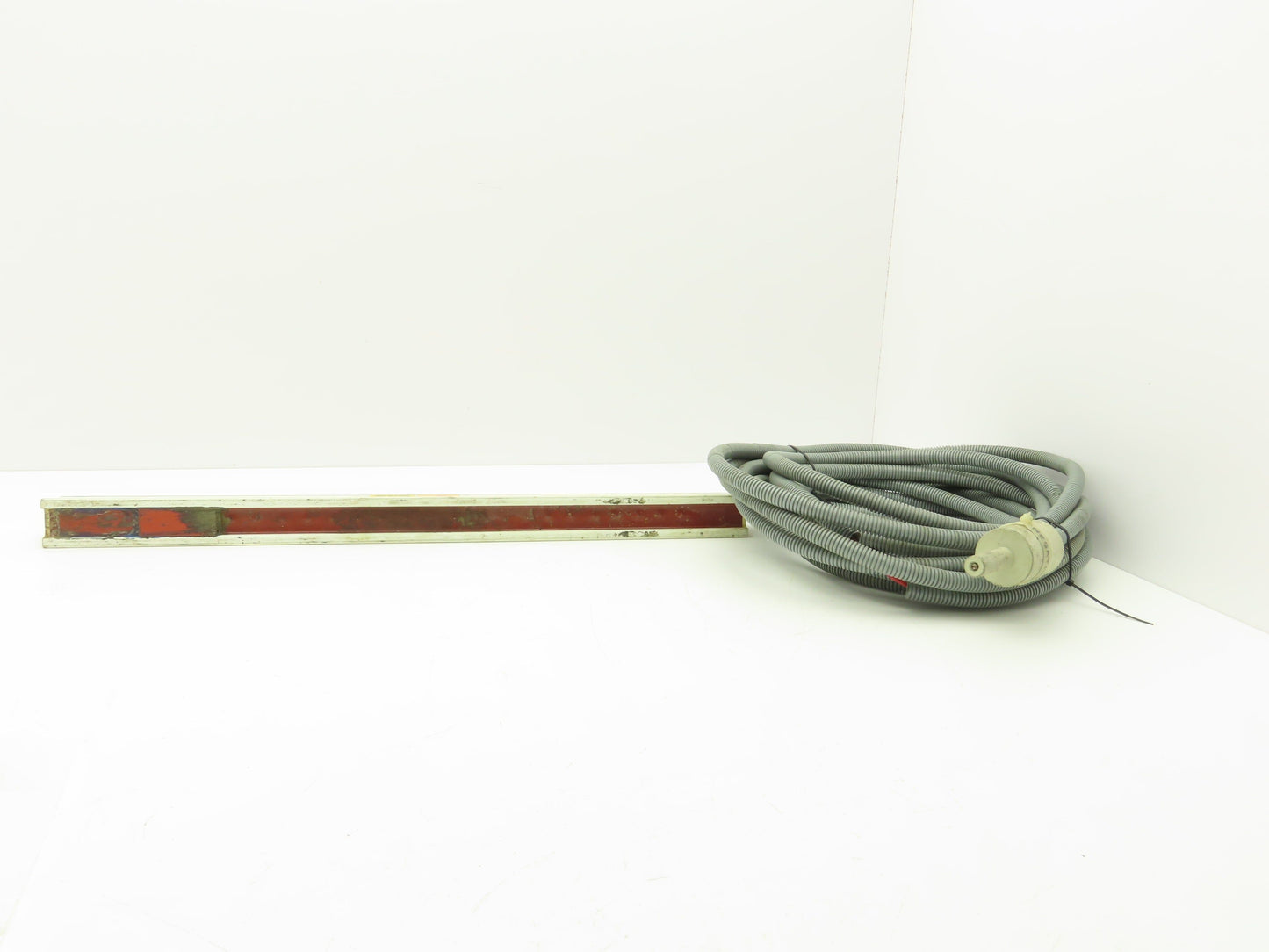 Eltex R22AP Charge Bar 30' Cord with Connector