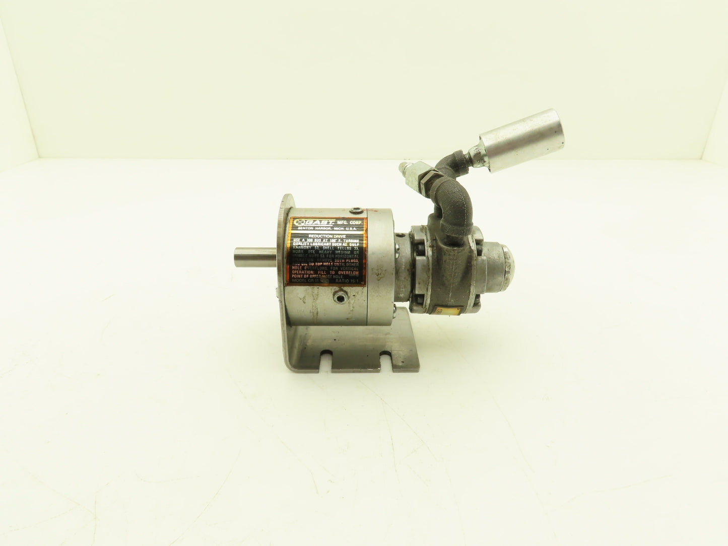 Gast 1AM-NRV-60-GR11 Pneumatic Air Gear Motor 15:1 Reducer .34Hp 350 RPM 100 PSI