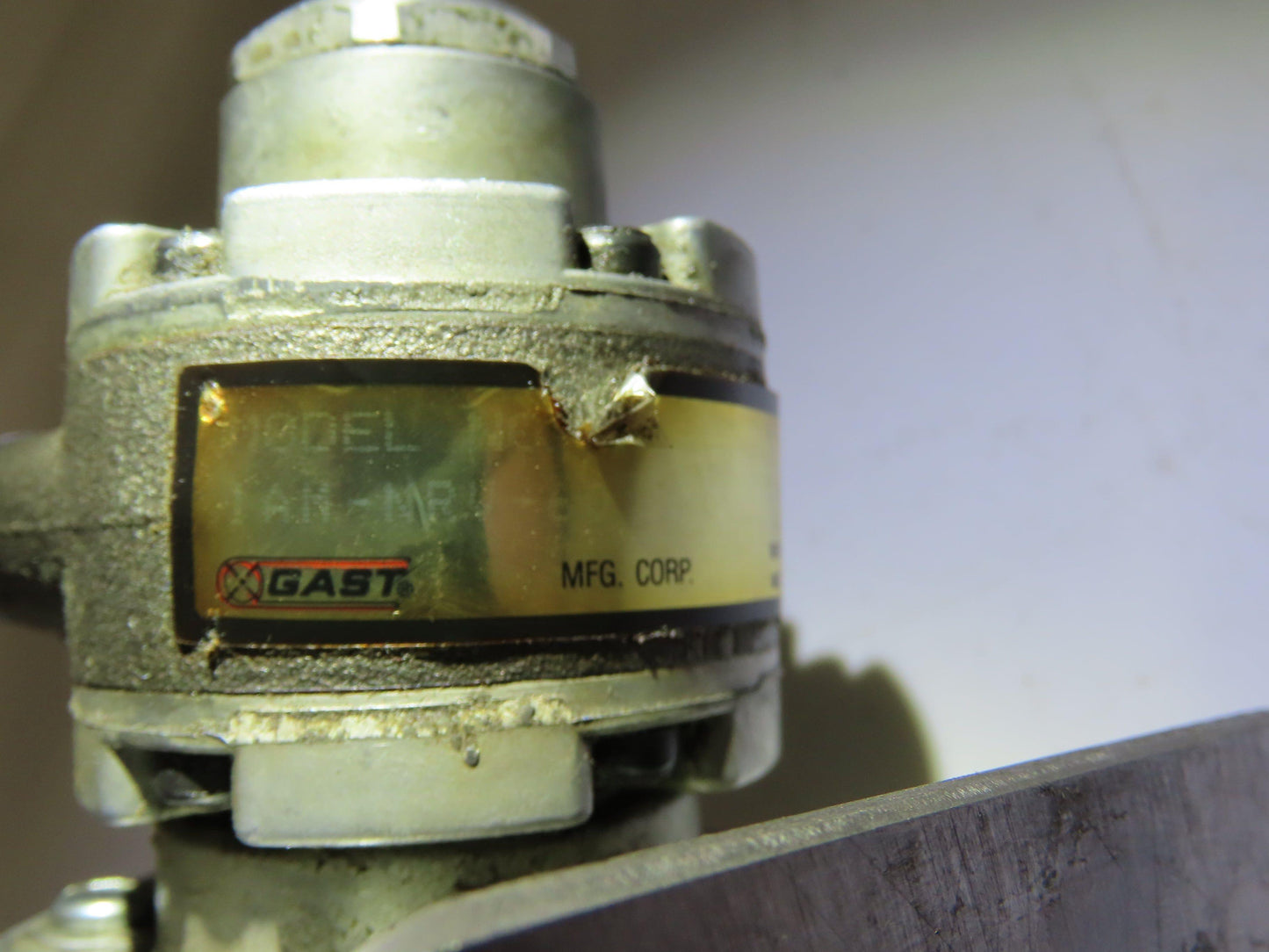 Gast 1AM-NRV-60-GR11 Pneumatic Air Gear Motor 15:1 Reducer .34Hp 350 RPM 100 PSI