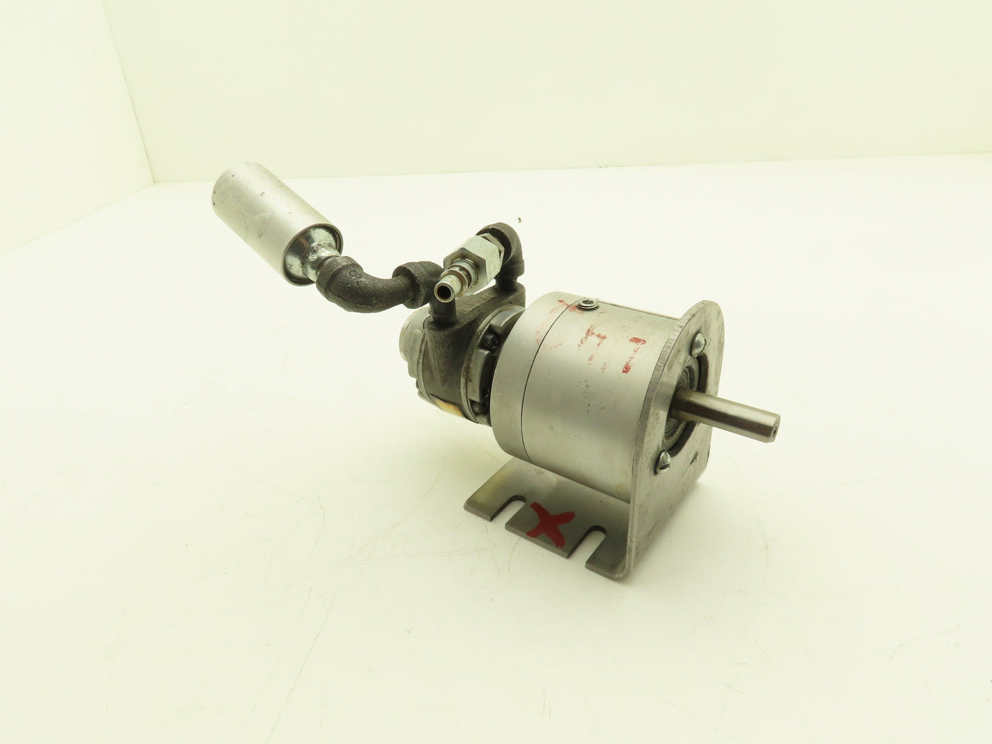 Gast 1AM-NRV-60-GR11 Pneumatic Air Gear Motor 15:1 Reducer .34Hp 350 RPM 100 PSI